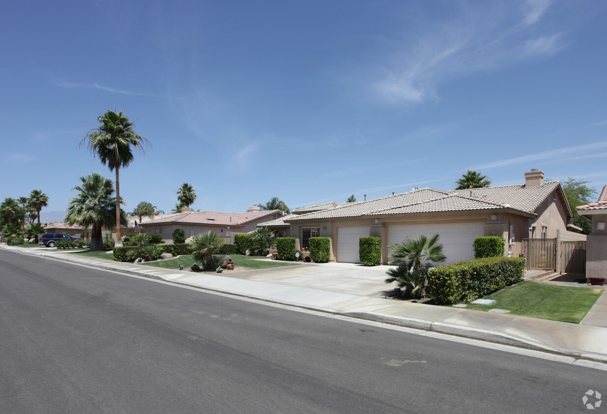 Building Photo - 6 Residential Homes