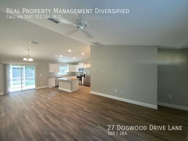 Building Photo - 27 Dogwood Dr Ln