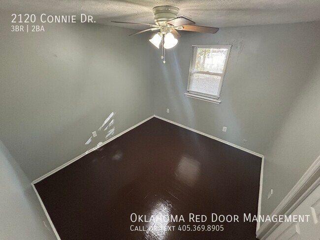 Foto del edificio - 2120 Connie Dr