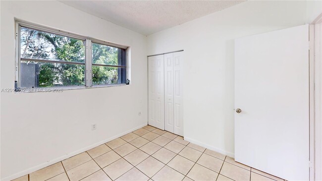 Foto del edificio - 15611 SW 296th St