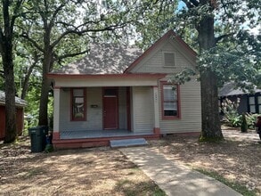 Building Photo - 4309 W 10th St