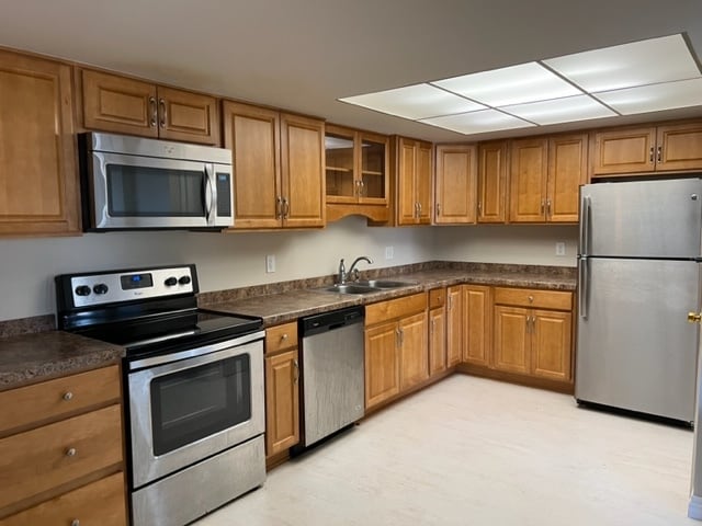 Building Photo - 208 Denrose Dr