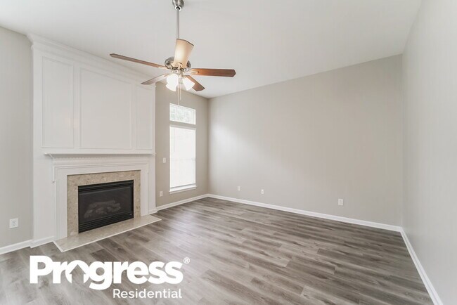 Building Photo - 161 Shephard Hill Dr