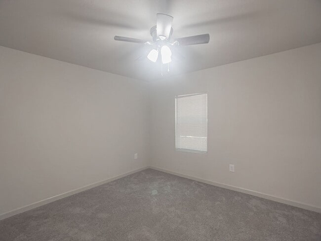 Building Photo - Phenomenally Beautiful FOUR bedroom TWO bath, Newly Remodeled Home! AVAILABLE RENT TO OWN!!