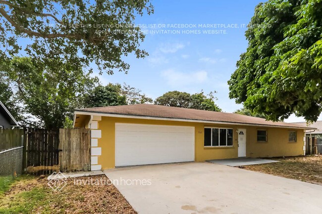 Building Photo - 3360 Gondolier Way