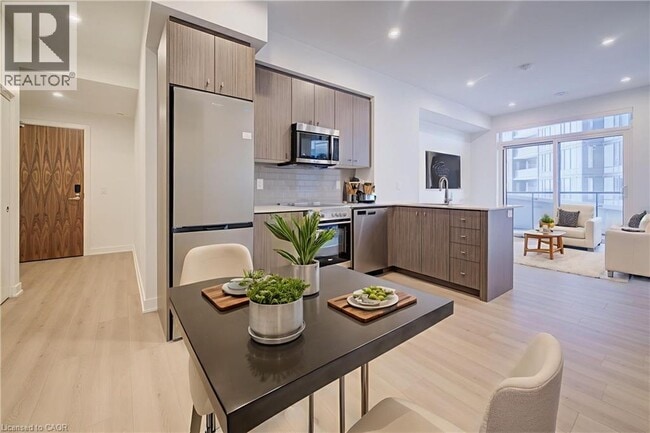 Photo du bâtiment - 25 Wellington St S