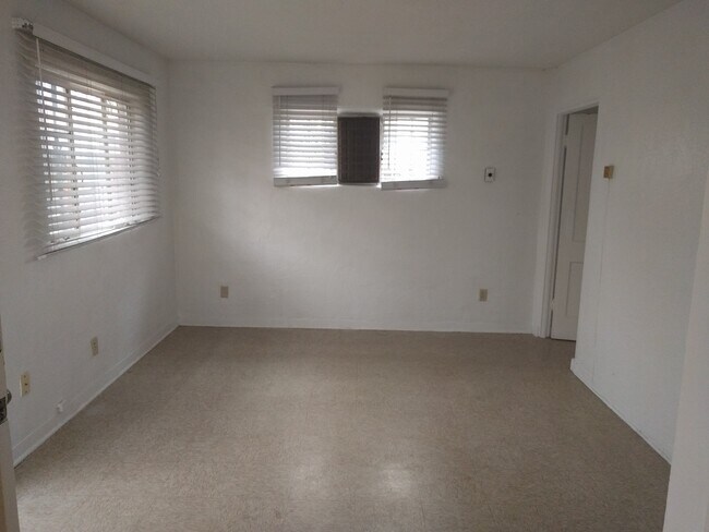 Foto del edificio - 412 Columbia Dr SE
