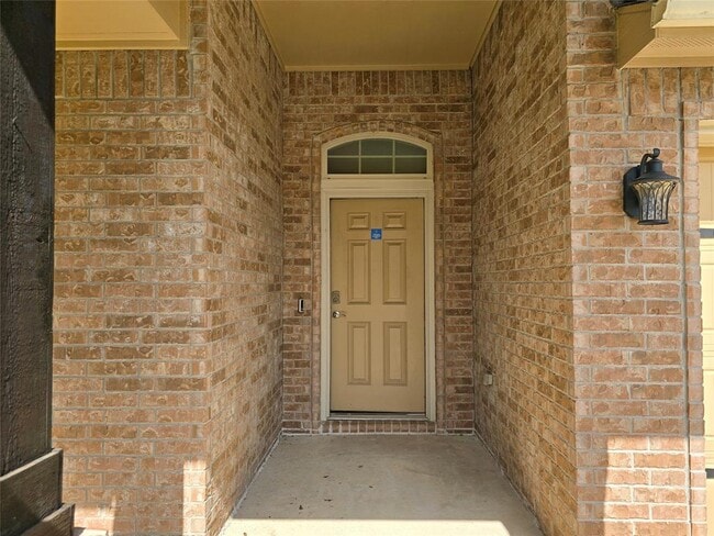 Building Photo - 12525 Canyon Hill Drive