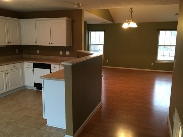 Building Photo - Updated Spacious Town Home with Attached G...