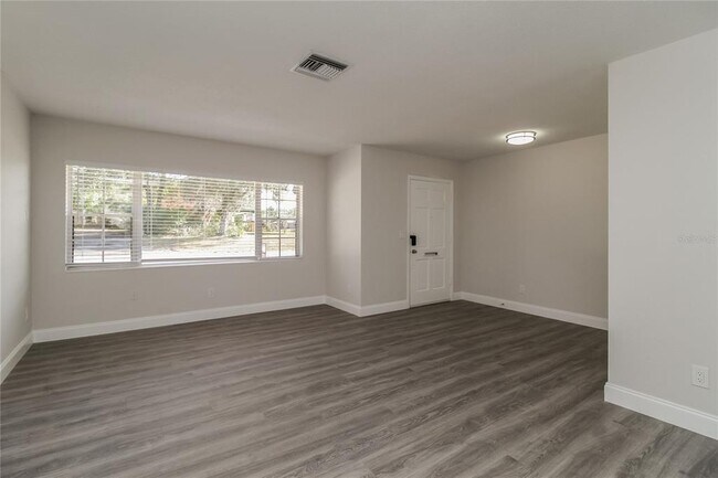 Foto del edificio - 820 N Florida Ave