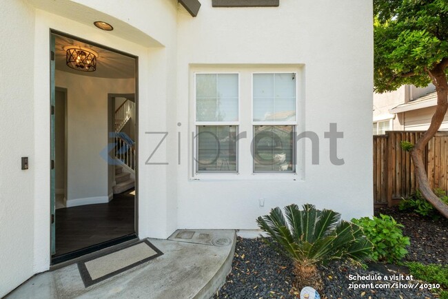 Foto del edificio - 2862 Safford Ave