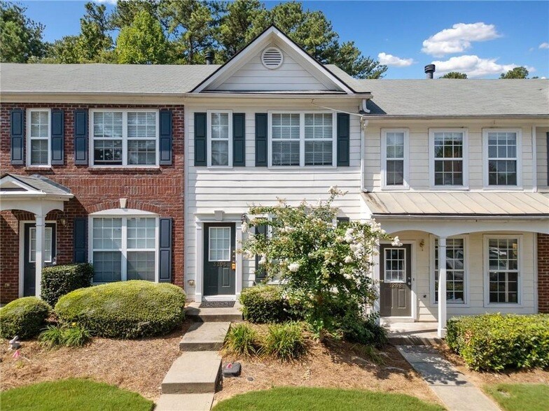Primary Photo - 3206 Hidden Cove Cir NW