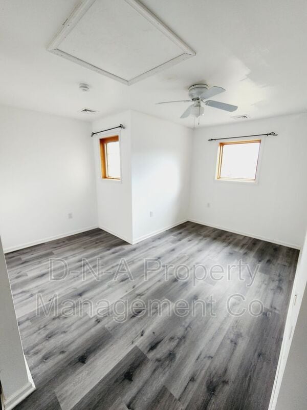 Building Photo - 1811 Route 611