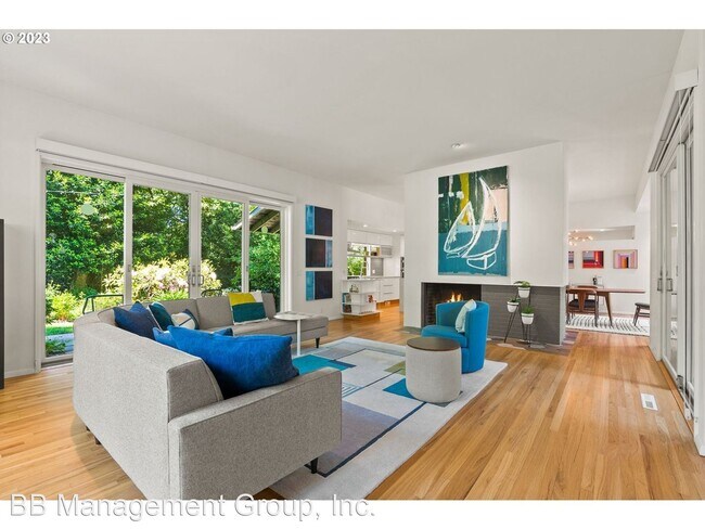 Foto del edificio - 4 br, 3 bath House - 1601 S Carey Lane
