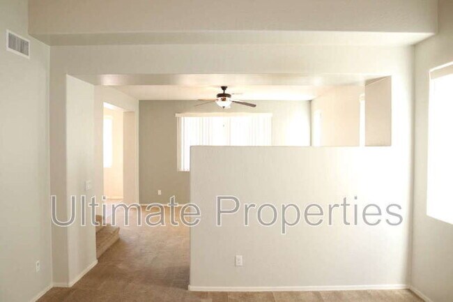 Building Photo - 15089 N 173rd Dr