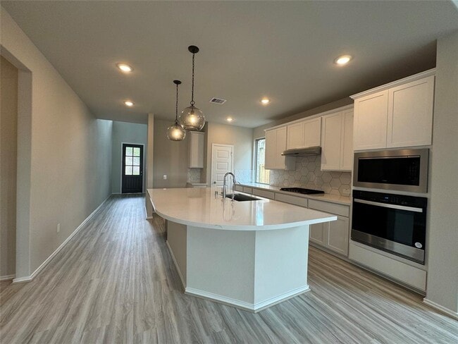 Building Photo - 10743 Blossom River Dr