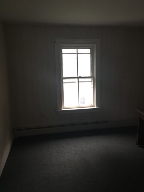 Building Photo - 207 Depot St