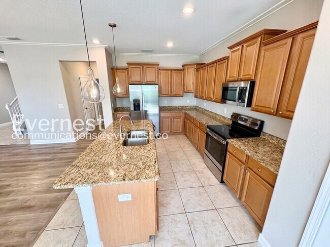 Foto del edificio - 11211 Flora Springs Dr