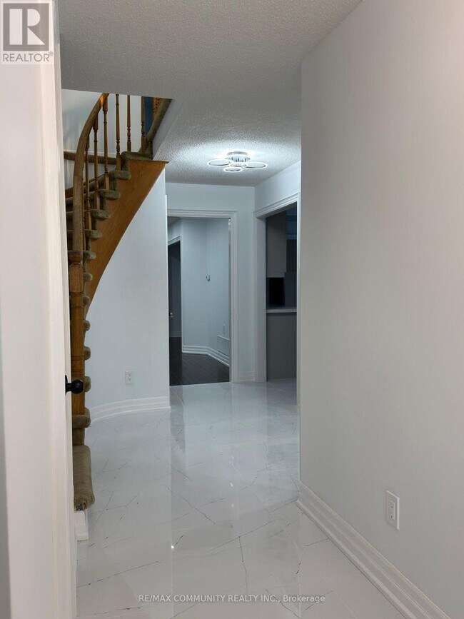 Building Photo - 29 Mansewood Gardens