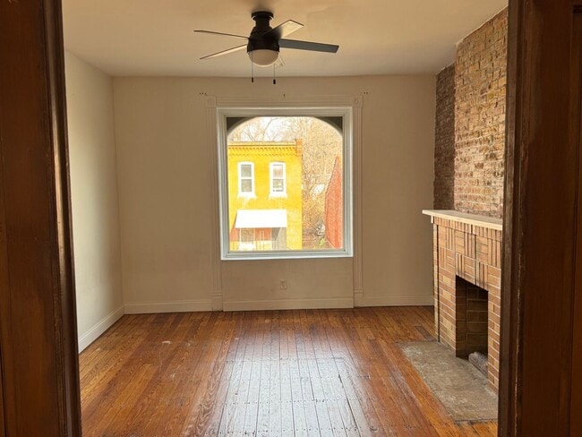 Building Photo - 3020 Cherokee St