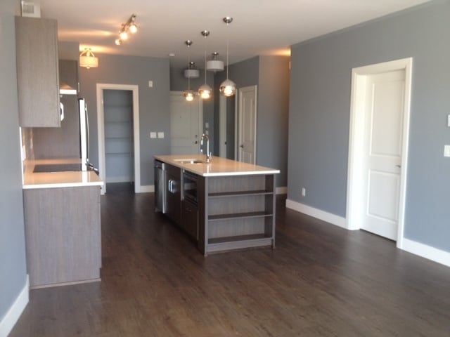 Photo du bâtiment - 45389-45389 Chehalis Dr