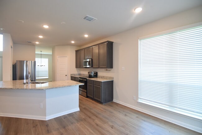 Building Photo - 8126 Novak Ct