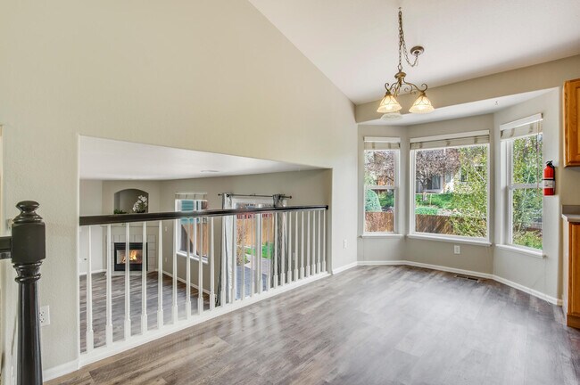 Foto del edificio - 4637 Winona Pl