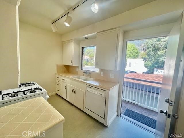Building Photo - 97 W Highland Ave