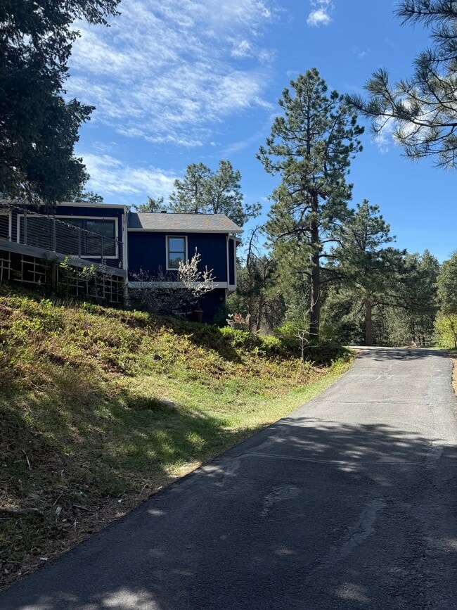 Foto del edificio - 1030 E Posse Rd
