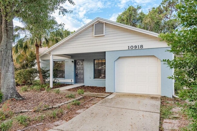 Building Photo - 10918 Freemont Dr