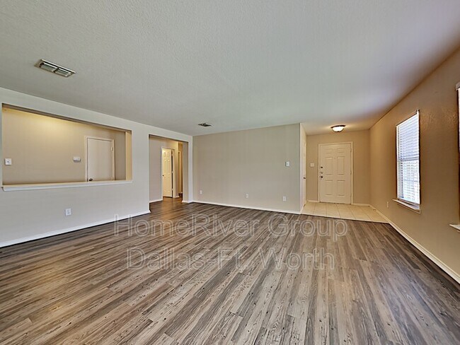Building Photo - 720 Margaret Dr