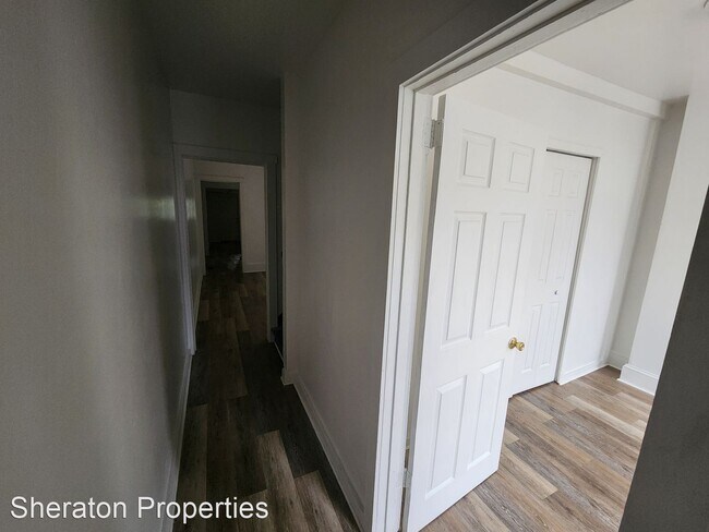 Building Photo - 3 br, 1 bath House - 322 8th Ave.