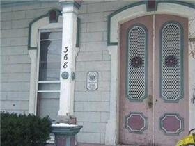  - 368 E Erie St