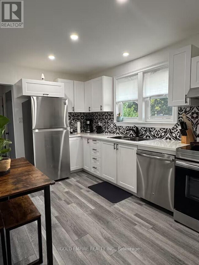 Building Photo - 29 Terrence St