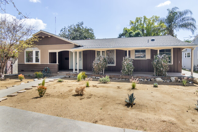 Foto del edificio - 12818 Hatteras St