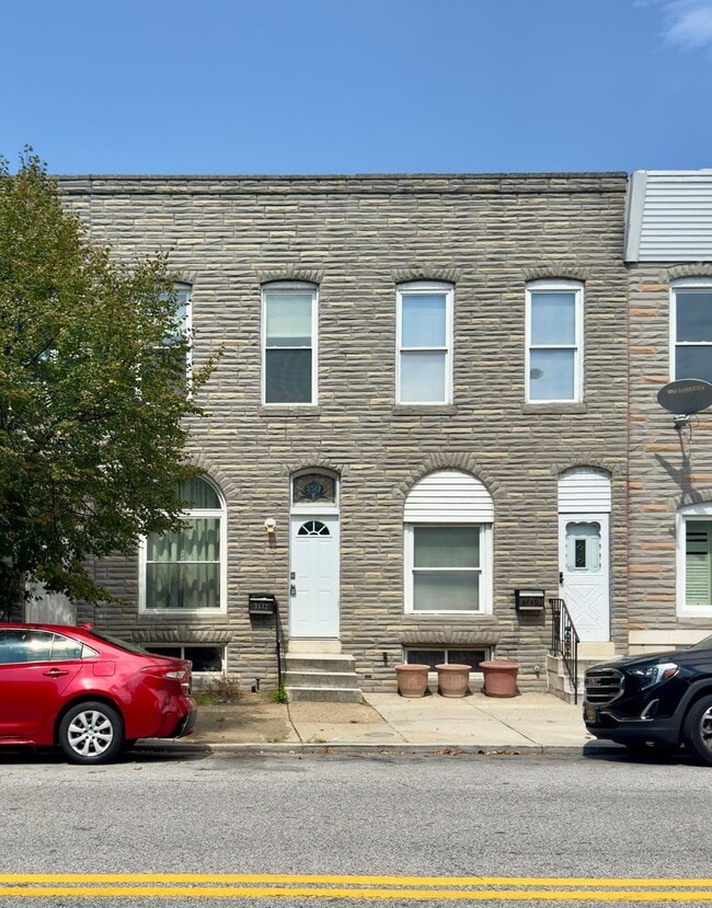 Building Photo - 3512 E Baltimore St