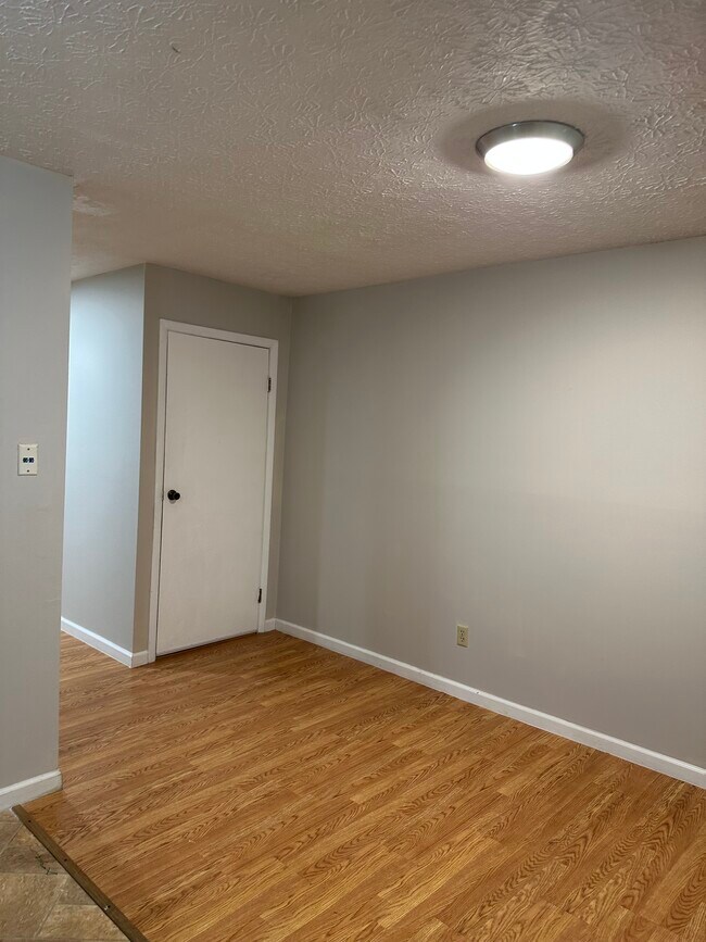 Foto del edificio - 2536 Sandbury Blvd