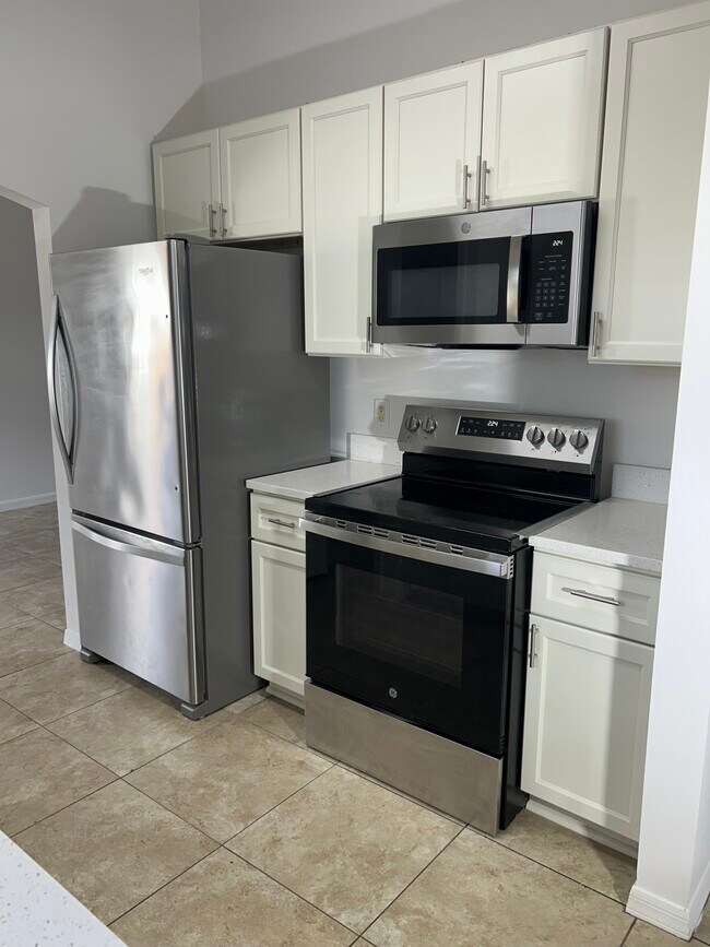 Foto del edificio - 6480 NW Volucia Dr