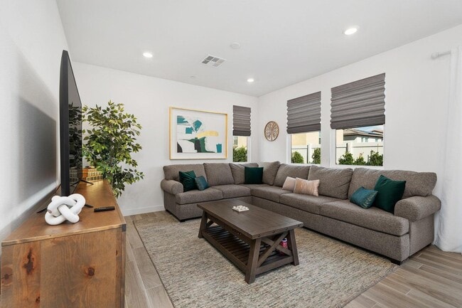 Building Photo - 76333 Trojan Dr