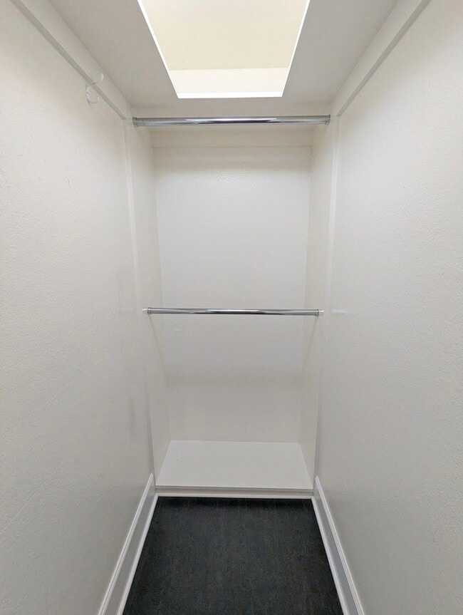 Foto del edificio - 1335 S Carmelina Ave