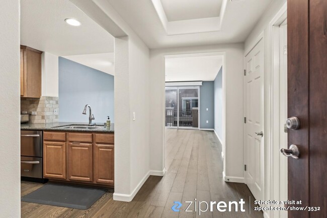 Building Photo - 809 Auzerais Ave