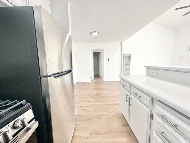 Foto del edificio - 332 Lime St