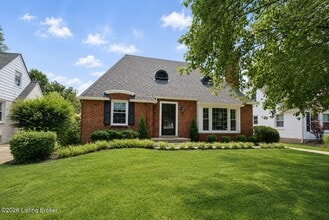 Building Photo - 203 Don Allen Rd