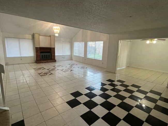 Building Photo - 12915 Ashford Knoll Dr