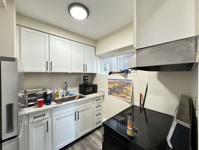 Foto del edificio - 1400 Chicago Ave