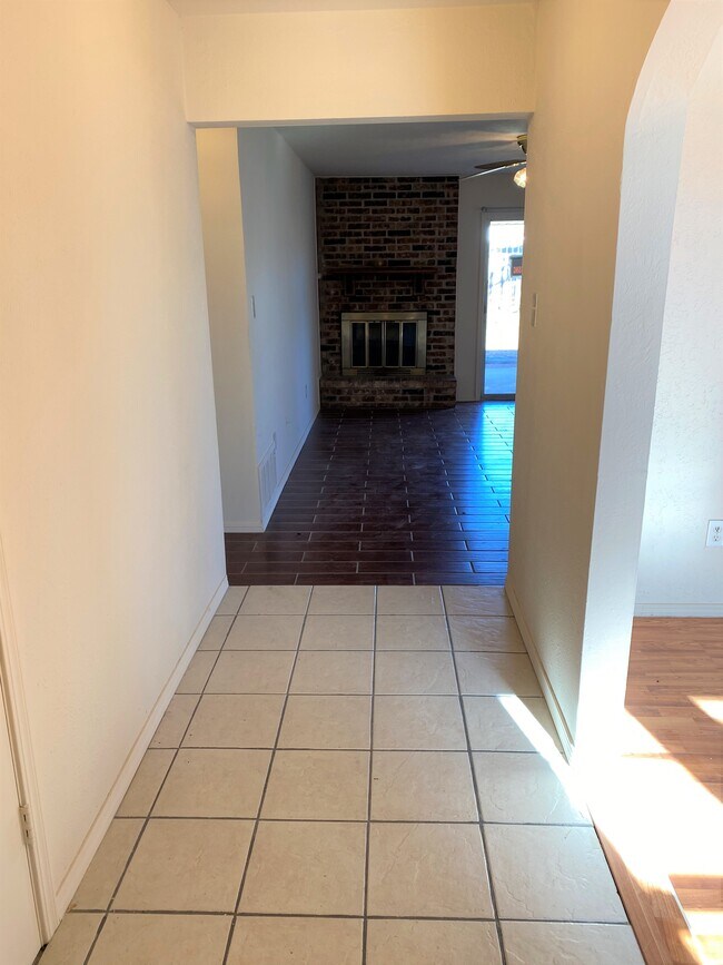 Building Photo - 2611 NW 78th St