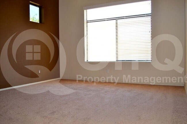 Foto del edificio - 8518 E Indigo St