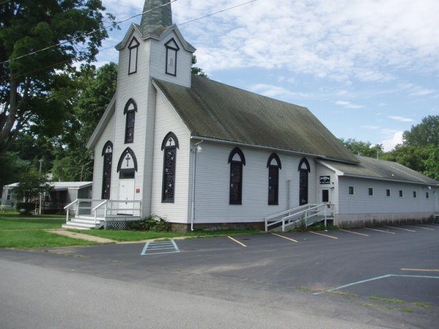 Primary Photo - 12 Center St