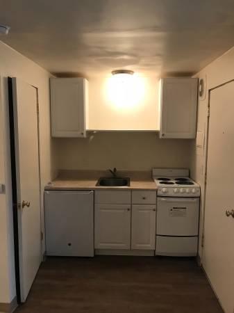 Building Photo - 0 bedroom in Seattle WA 98117