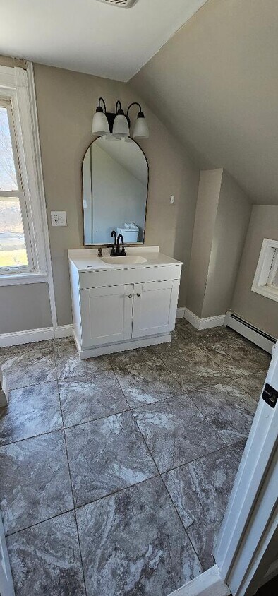 1 baño - 20 Brown St